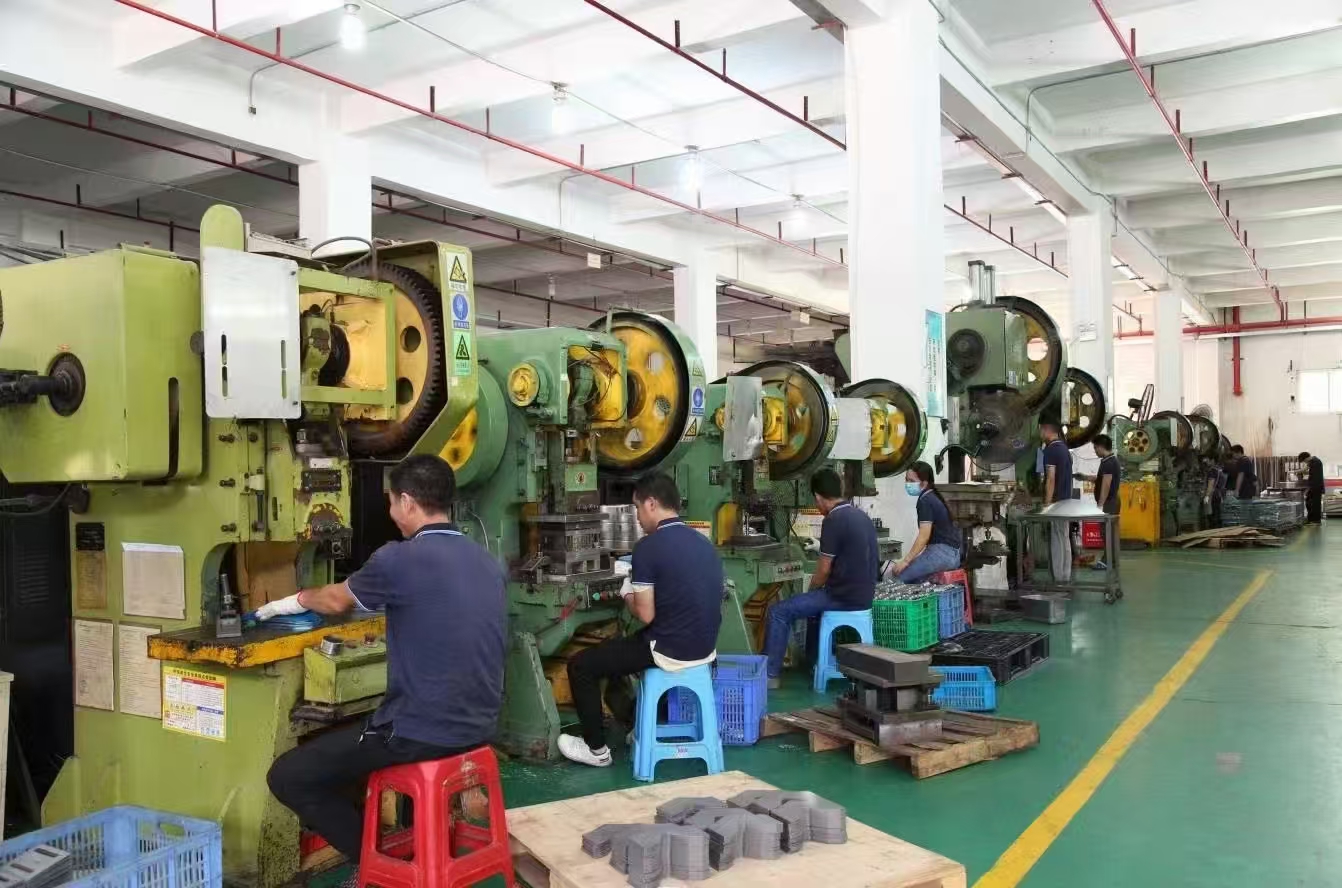 鹏丰精密-拉伸模具维修技巧